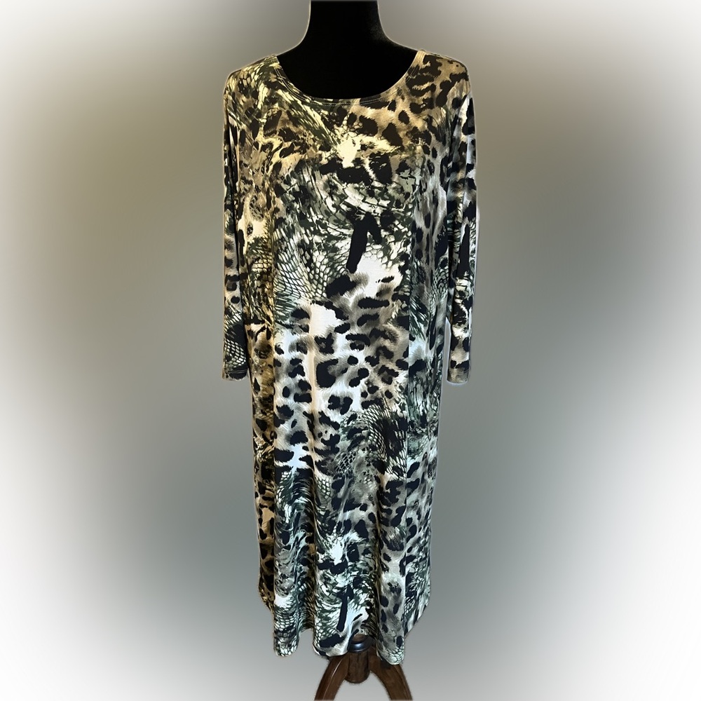 Citiknits Effortless Style Green Animal Print Dress size 1X